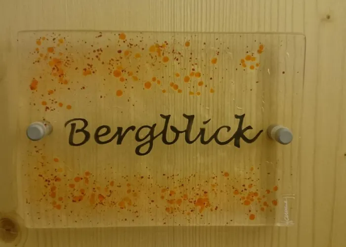 Mayr - Bergblick Апартаменты *